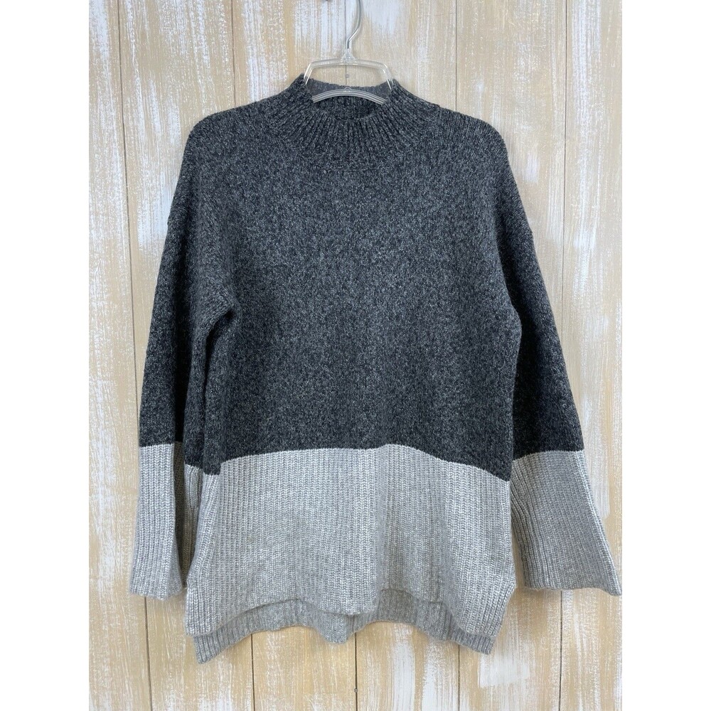 Michael Kors Women’s Size Medium Mock Neck Colorblock Sweater Gray